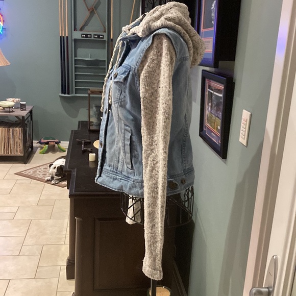 Sweat blue Jean jacket - Picture 2 of 7